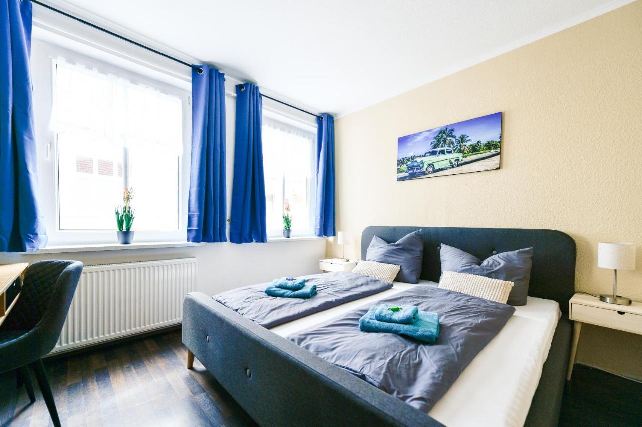 Fuerst-Pueckler-Apartment_Bis 6 Personen_Waschmaschine_Kueche_2X Parkplaetze_Terrasse_Netflix Cottbus Exteriör bild