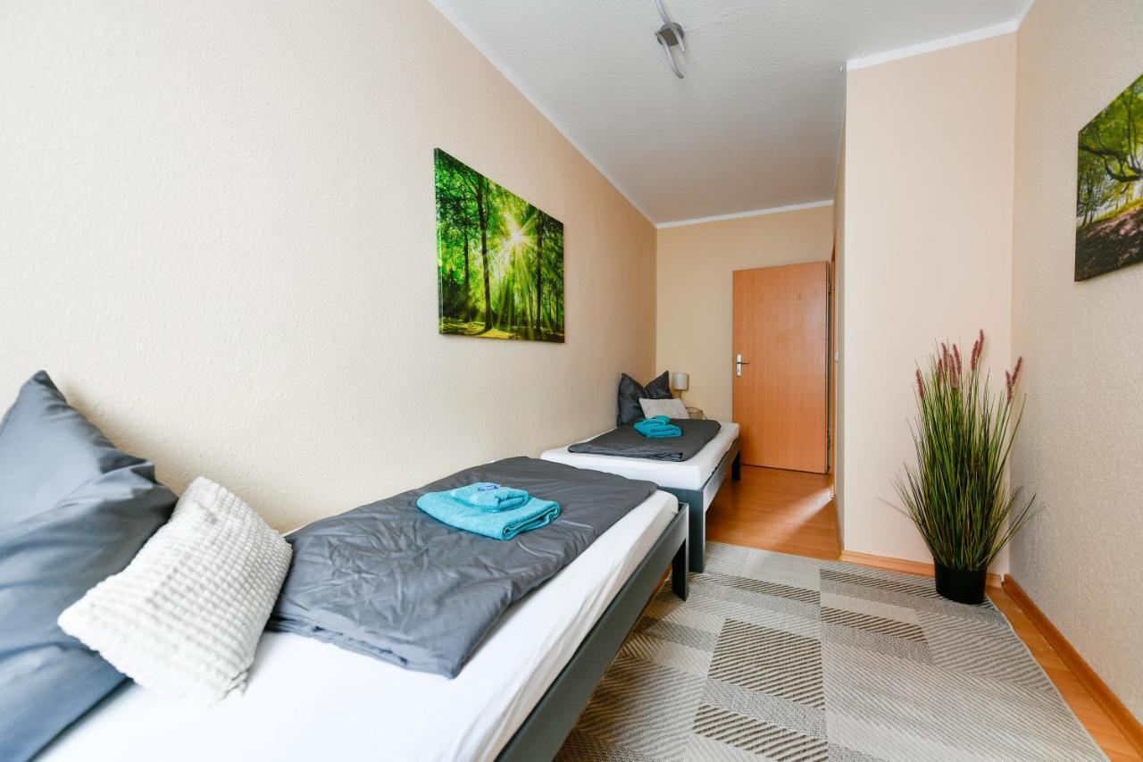 Fuerst-Pueckler-Apartment_Bis 6 Personen_Waschmaschine_Kueche_2X Parkplaetze_Terrasse_Netflix Cottbus Exteriör bild